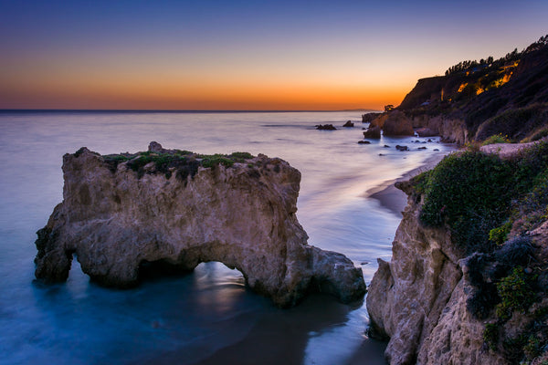 Here’s How to Plan an Epic Day at El Matador Beach